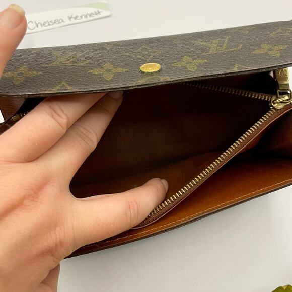 Louis Vuitton Long Sarah Large Monogram Canvas Wallet Vintage - Picture 14 of 16
